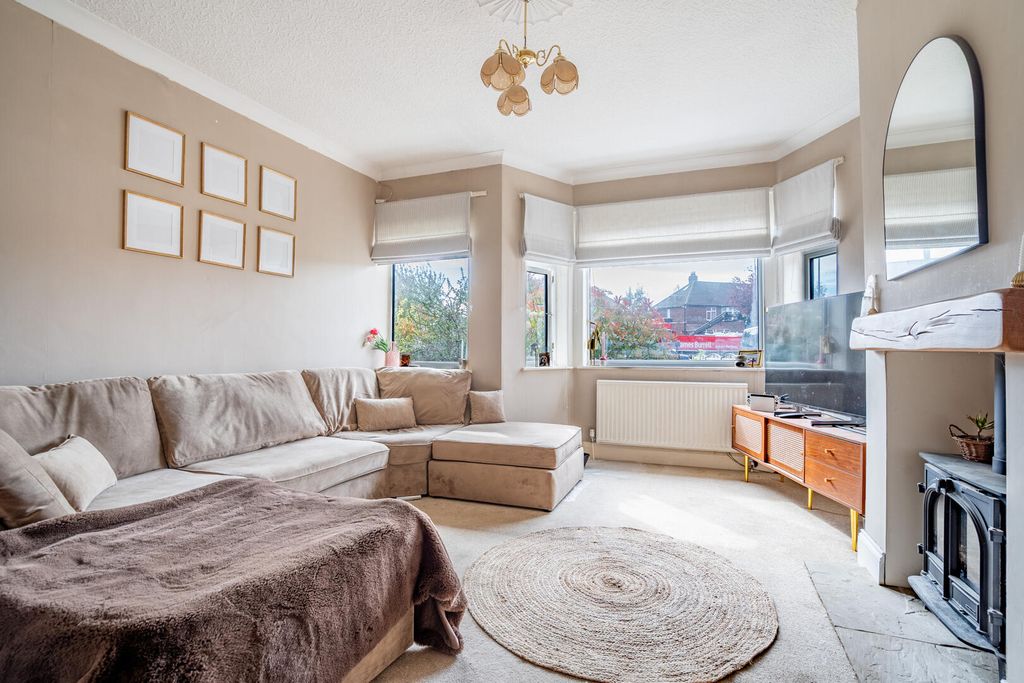 Property photo 2 of 14 Living Room