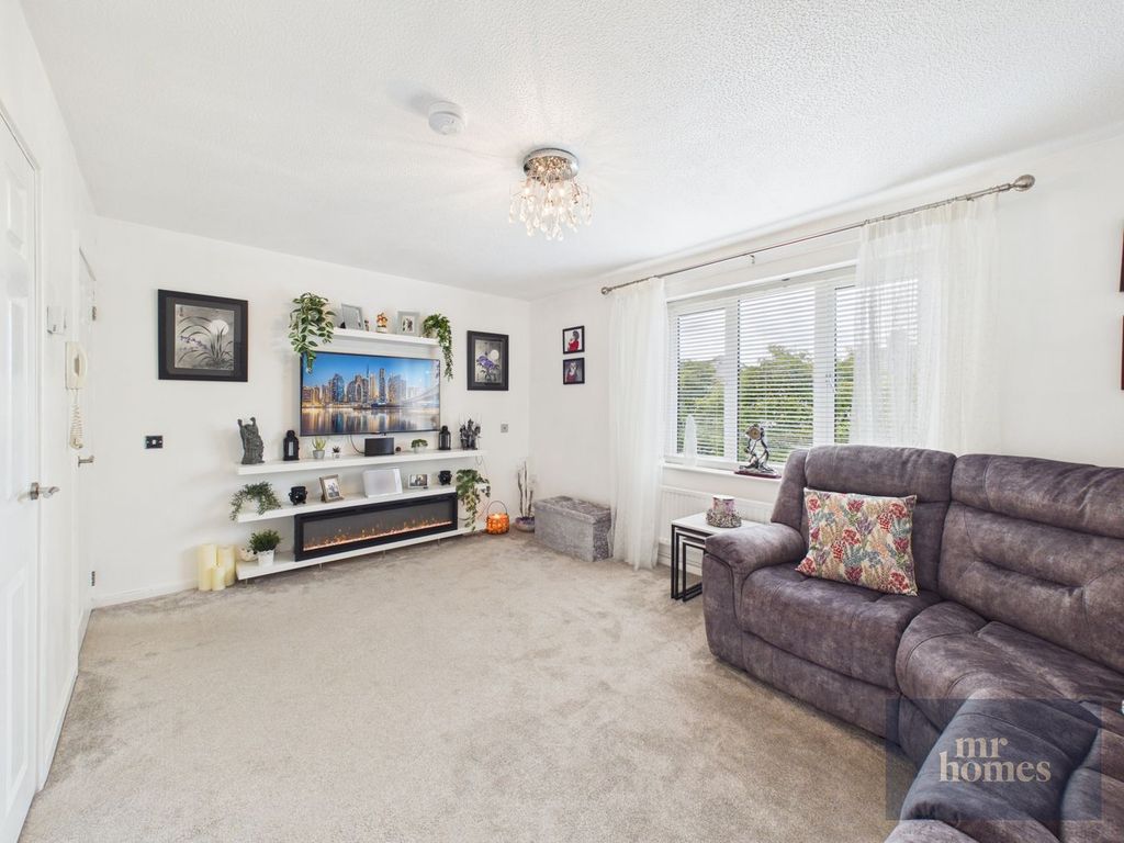 Property photo 2 of 29