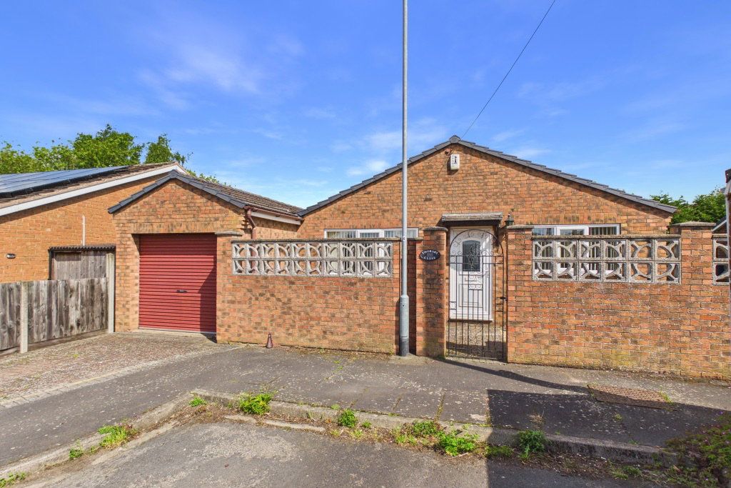 Property photo 1 of 28