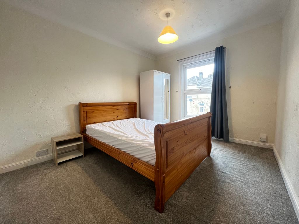 Property photo 2 of 7 Image