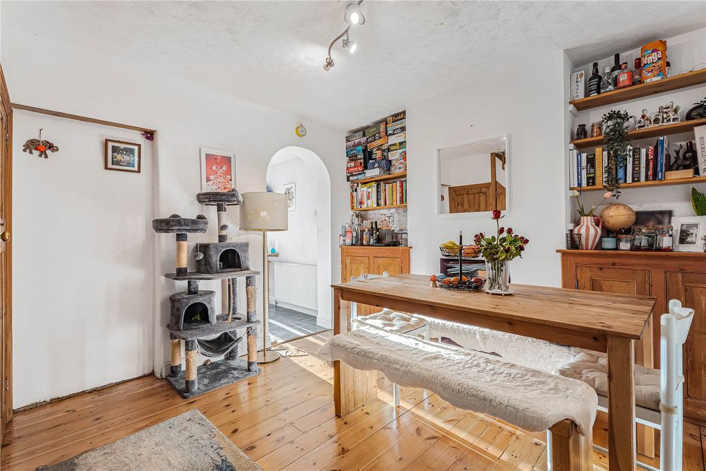 Property photo 3 of 18 Picture No. 08