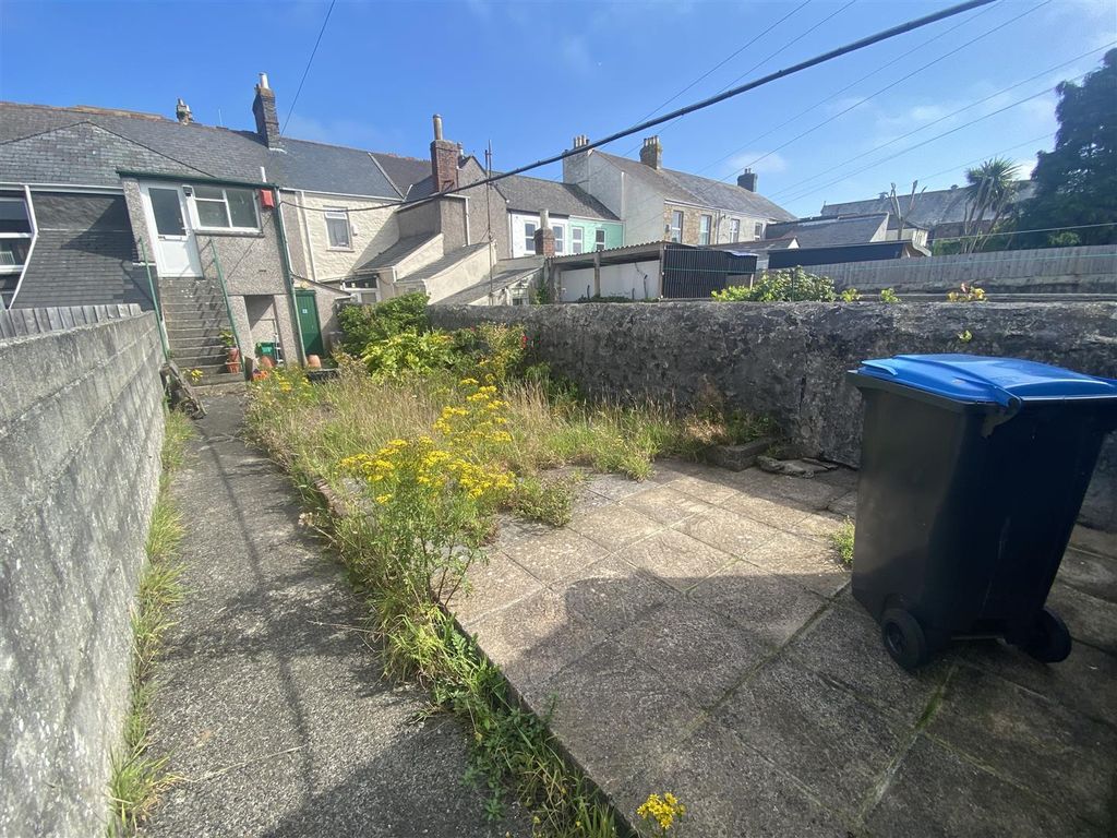 Property photo 2 of 10 Rear Garden