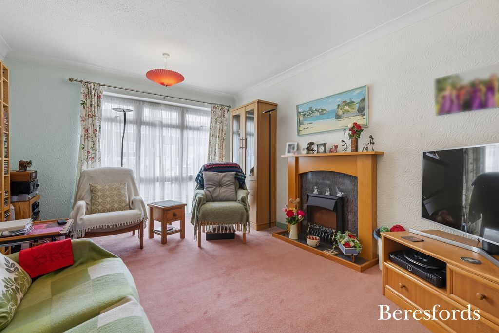 Property photo 2 of 12 Picture No. 08