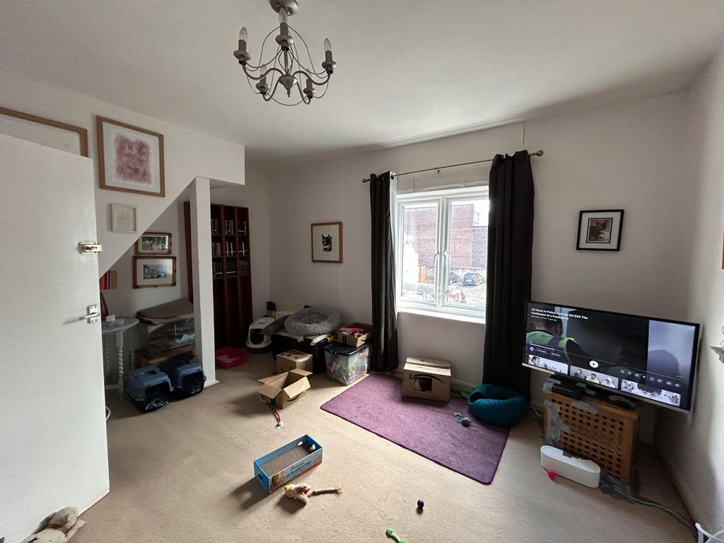 Property photo 3 of 6 Img_8332.Jpg