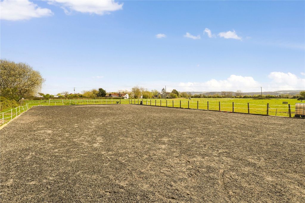 Property photo 2 of 13 Picture No. 02