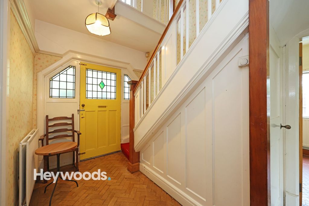 Property photo 3 of 57