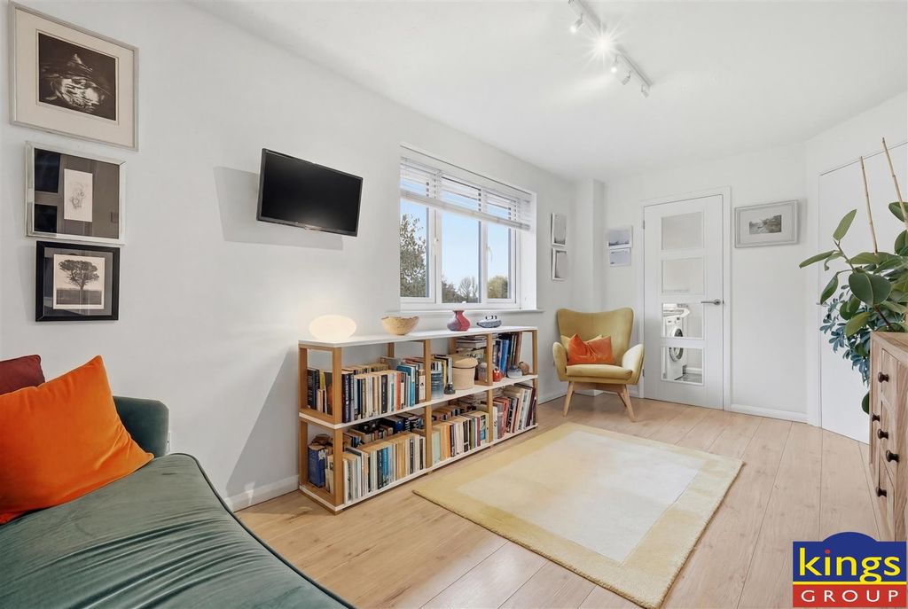 Property photo 3 of 10 788Ab9Dd-c12E-4Fb0-928B-Bb9A1Bea6c2A_Re_Edit_4F8d3