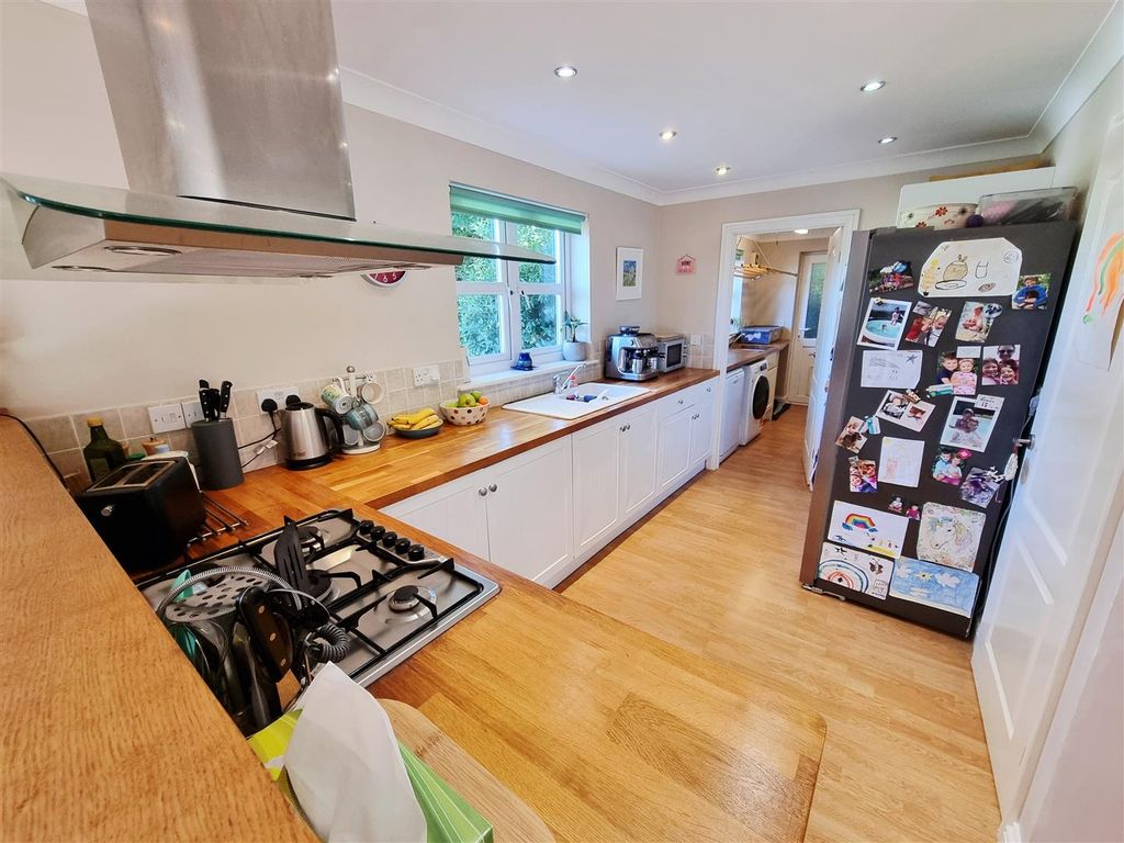 Property photo 3 of 24 20250923_135409.Jpg