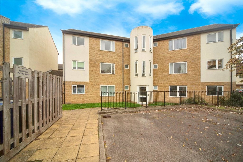 Property photo 3 of 16 Picture No. 03