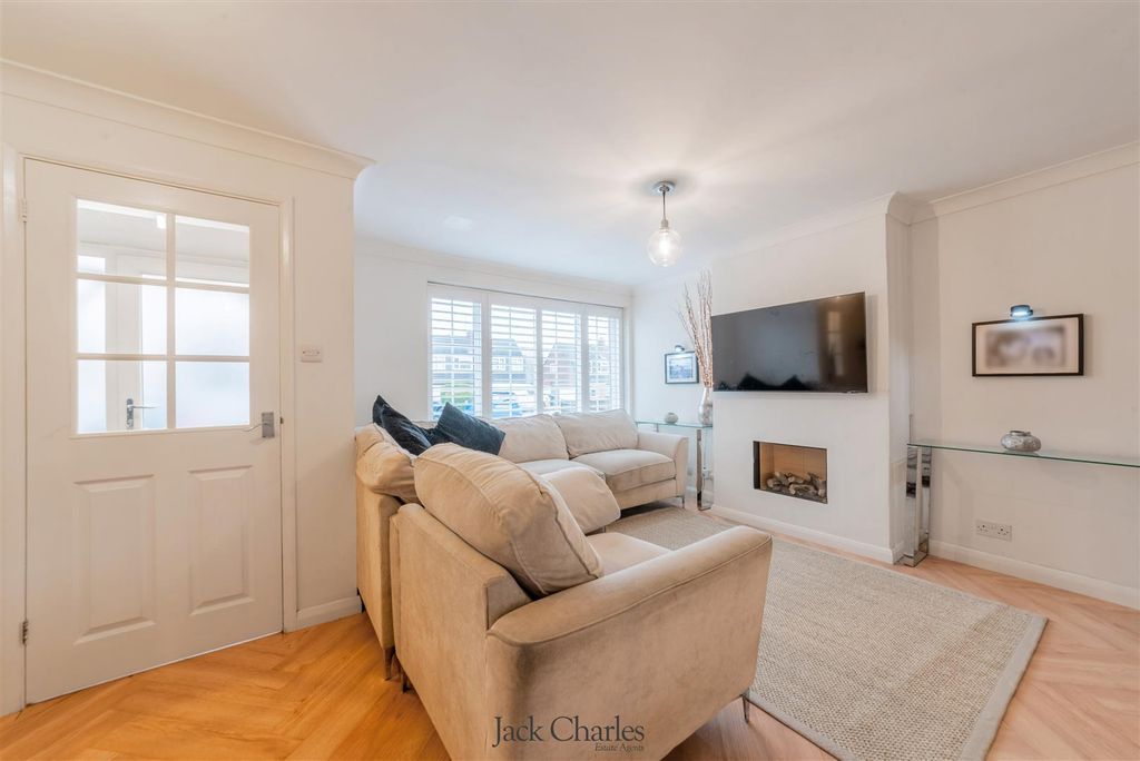 Property photo 3 of 33 29 Newton Avenue-21.Jpg