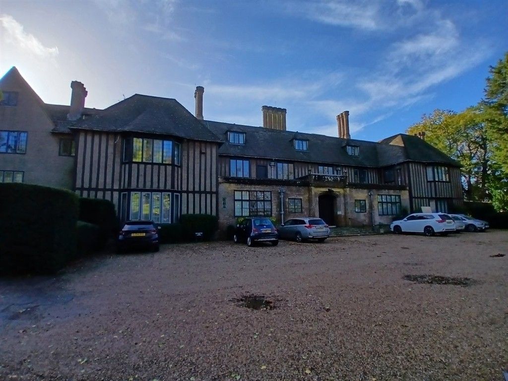 Property photo 2 of 6