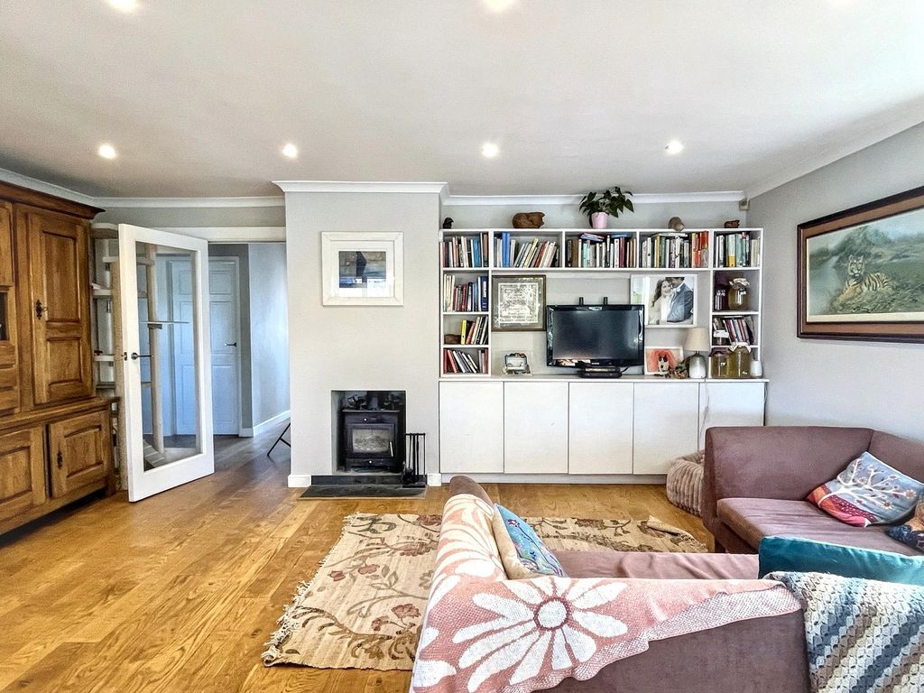 Property photo 3 of 25 Not Specified