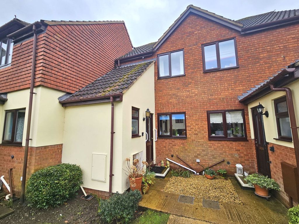 Property photo 1 of 10 Photo 3