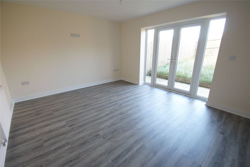 Property photo 3 of 10 Picture No. 19