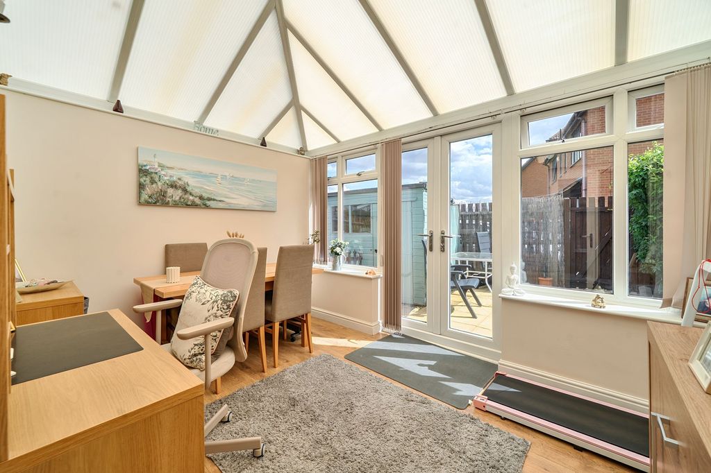 Property photo 3 of 17