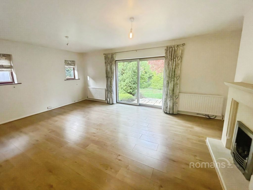 Property photo 3 of 11 Pbox-Img.Jpg