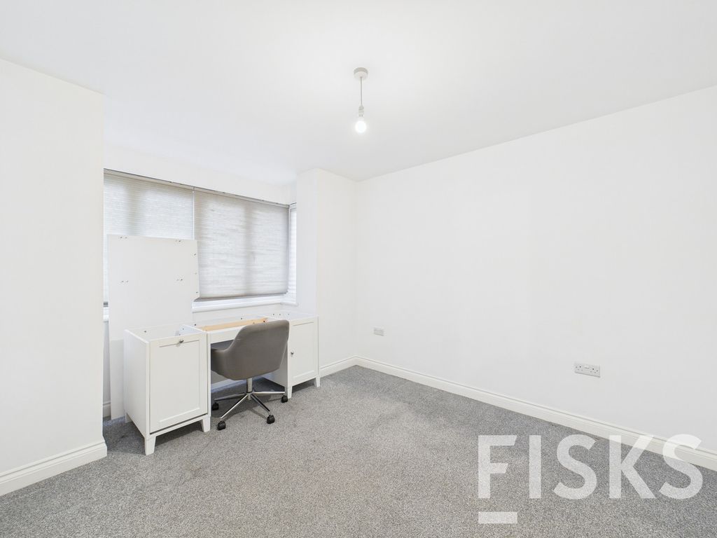 Additional image 7 of 2 bed flat for saleCatherine Road, Benfleet SS7