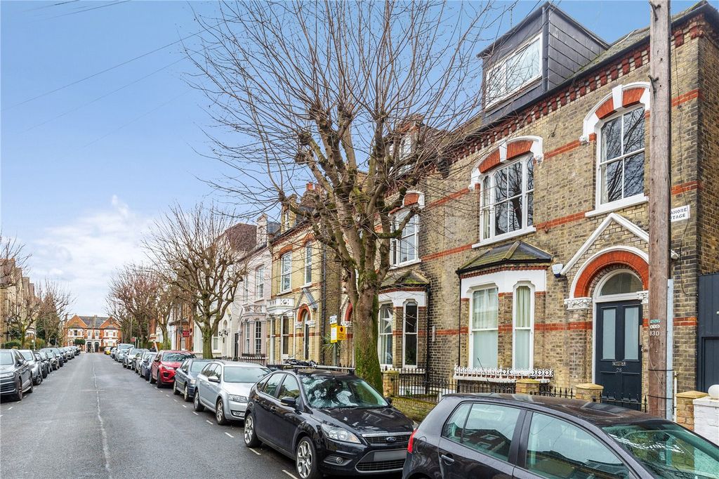 Property photo 3 of 8 Picture No. 05