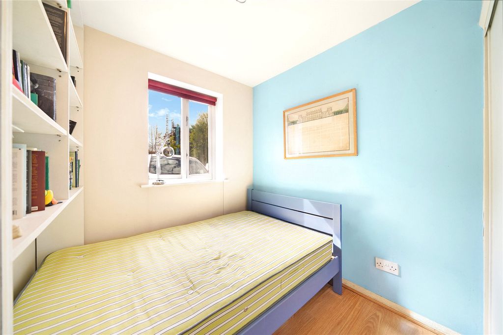 Property photo 3 of 13 Picture No. 17