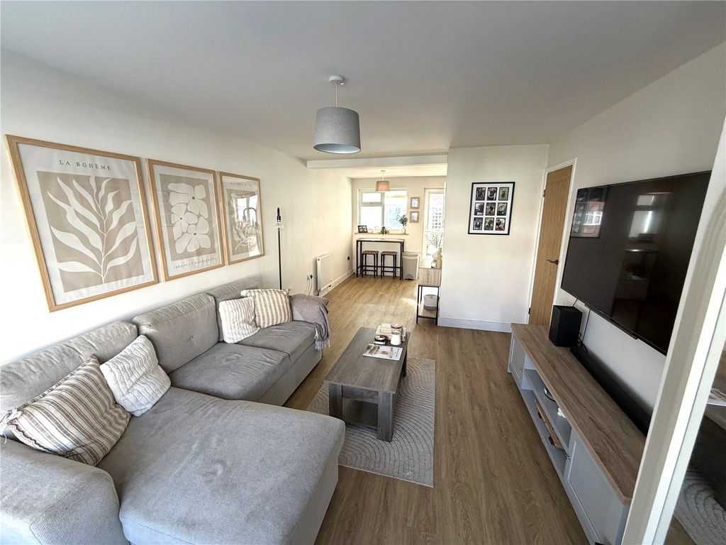 Property photo 2 of 13 Picture No. 05