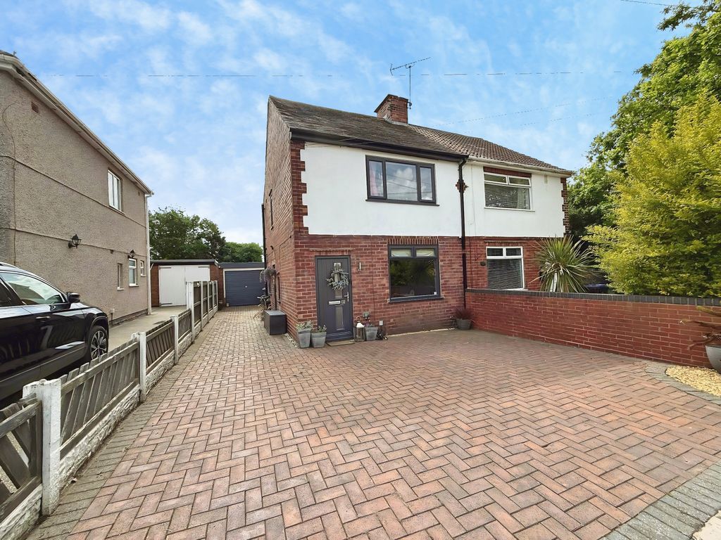 Property photo 1 of 23 8Fa61A7c-Front