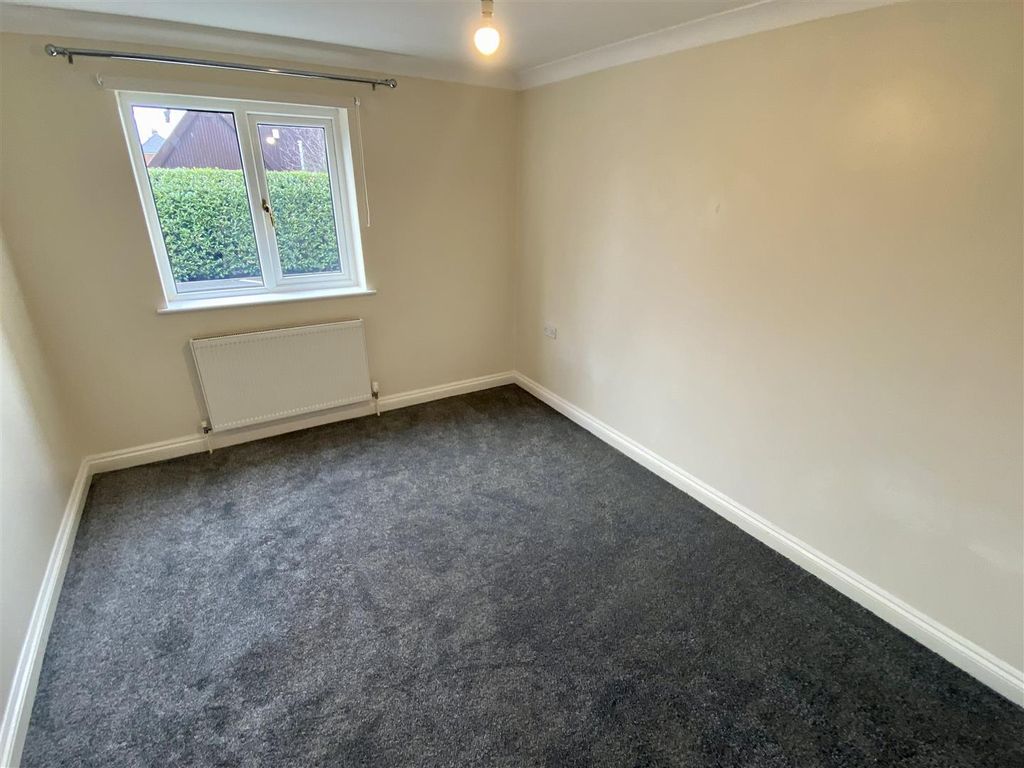 Property photo 3 of 6 Img_8310.Jpg