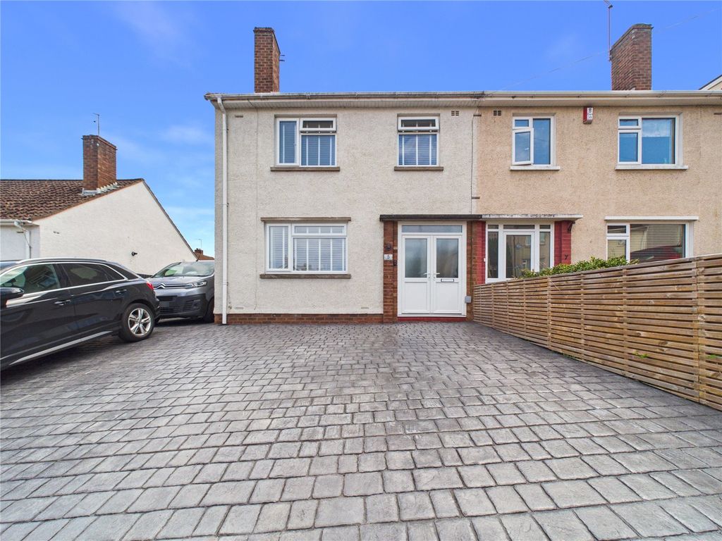 Property photo 2 of 38 Picture No. 69