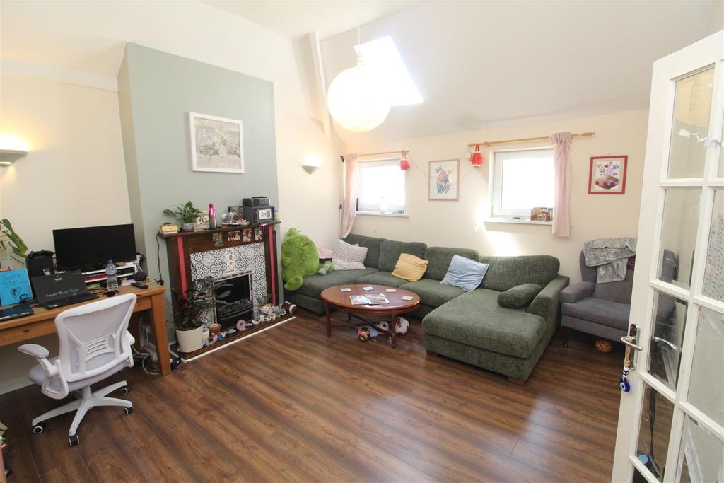 Property photo 1 of 9 Img_2917.Jpg