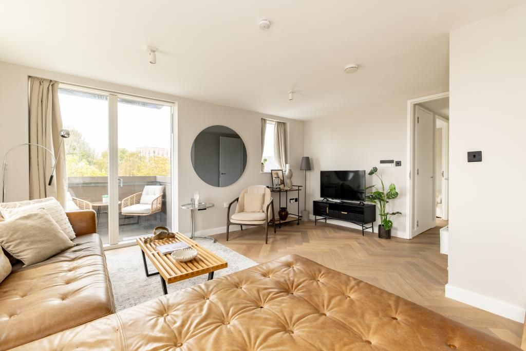 Property photo 3 of 30 Reception Room