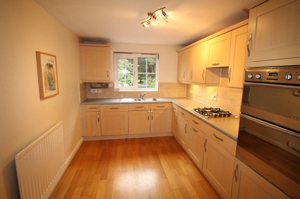 Property photo 3 of 19 Picture No. 08