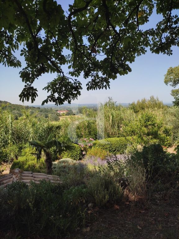 Property photo 3 of 27