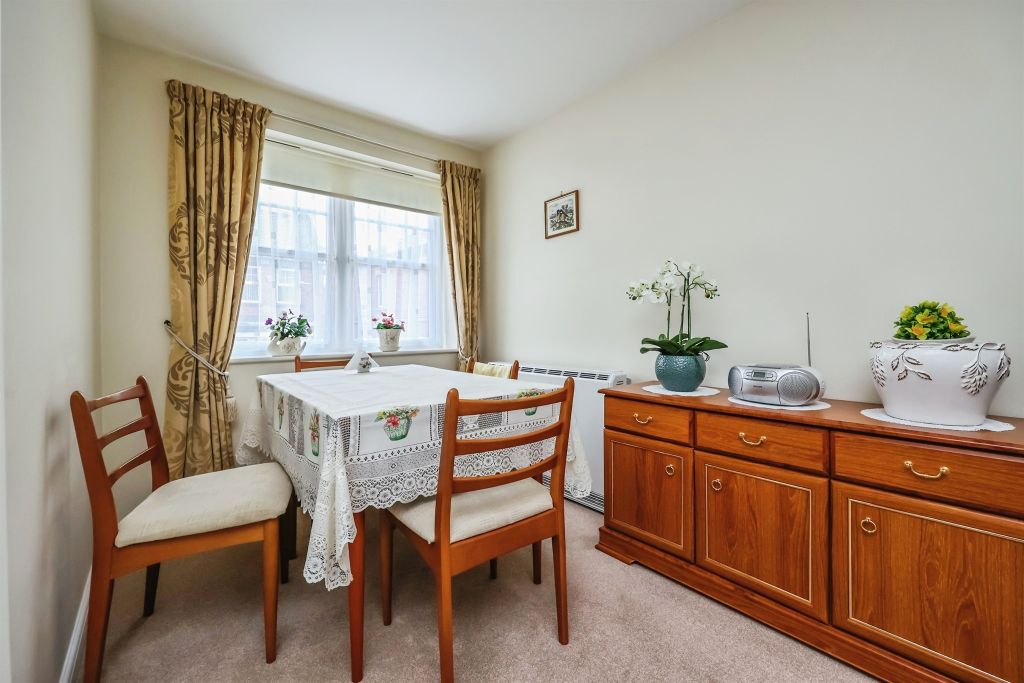 Additional image 5 of 2 bed flat for saleChurch Street, Eastwood, Nottingham NG16