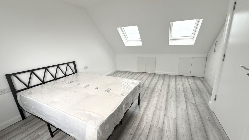 Property photo 1 of 7 Image