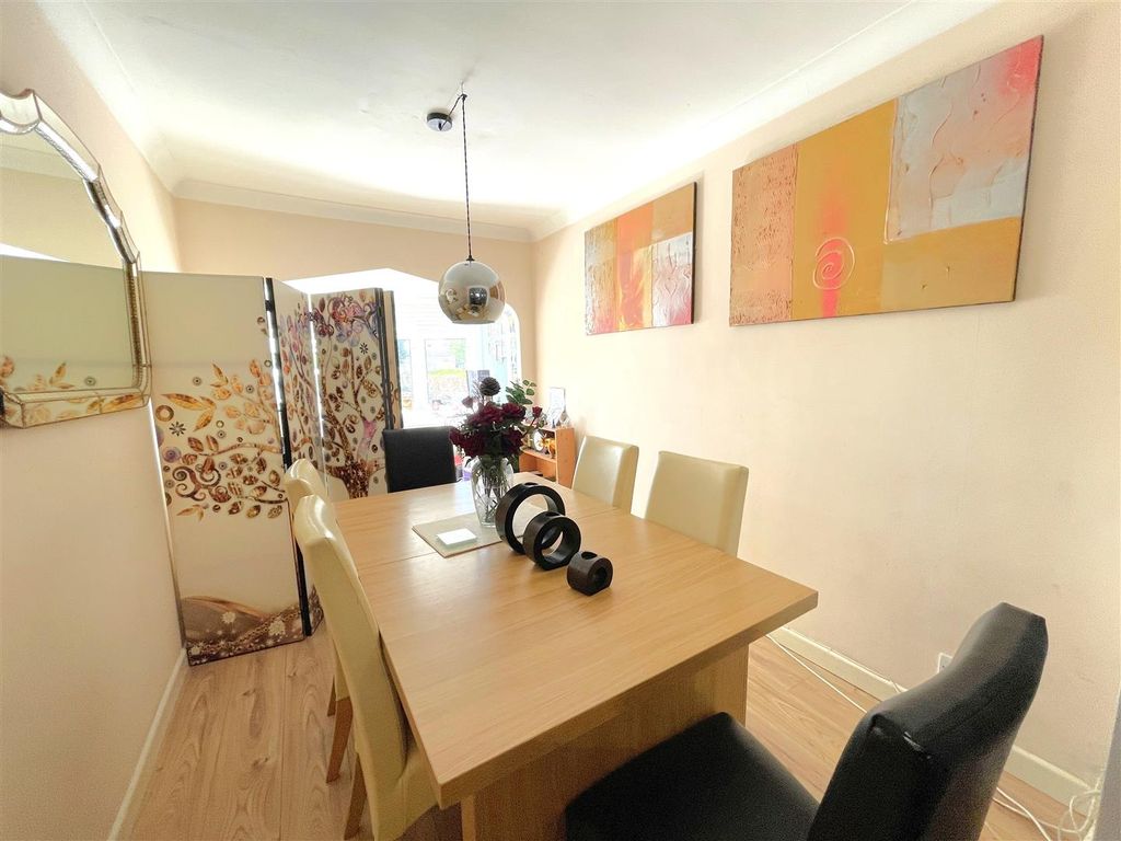 Property photo 2 of 29 Img_9859.Jpg