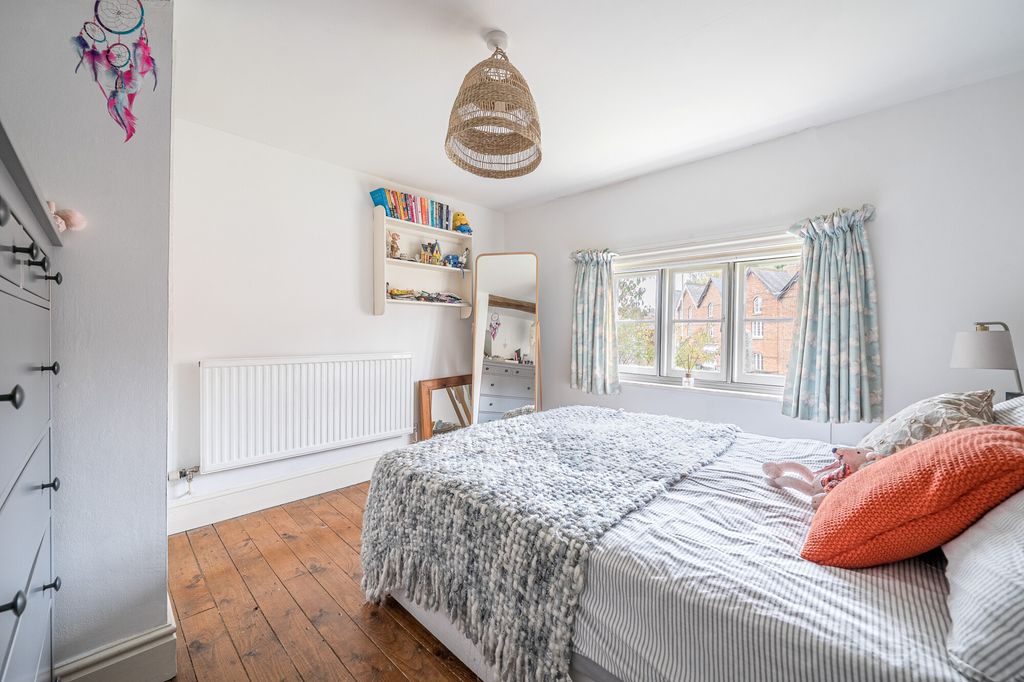 Additional image 10 of 5 bed semi-detached house for saleLondon Road, Marlborough SN8
