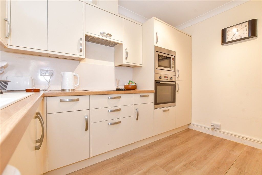 Property photo 2 of 13 Kitchen