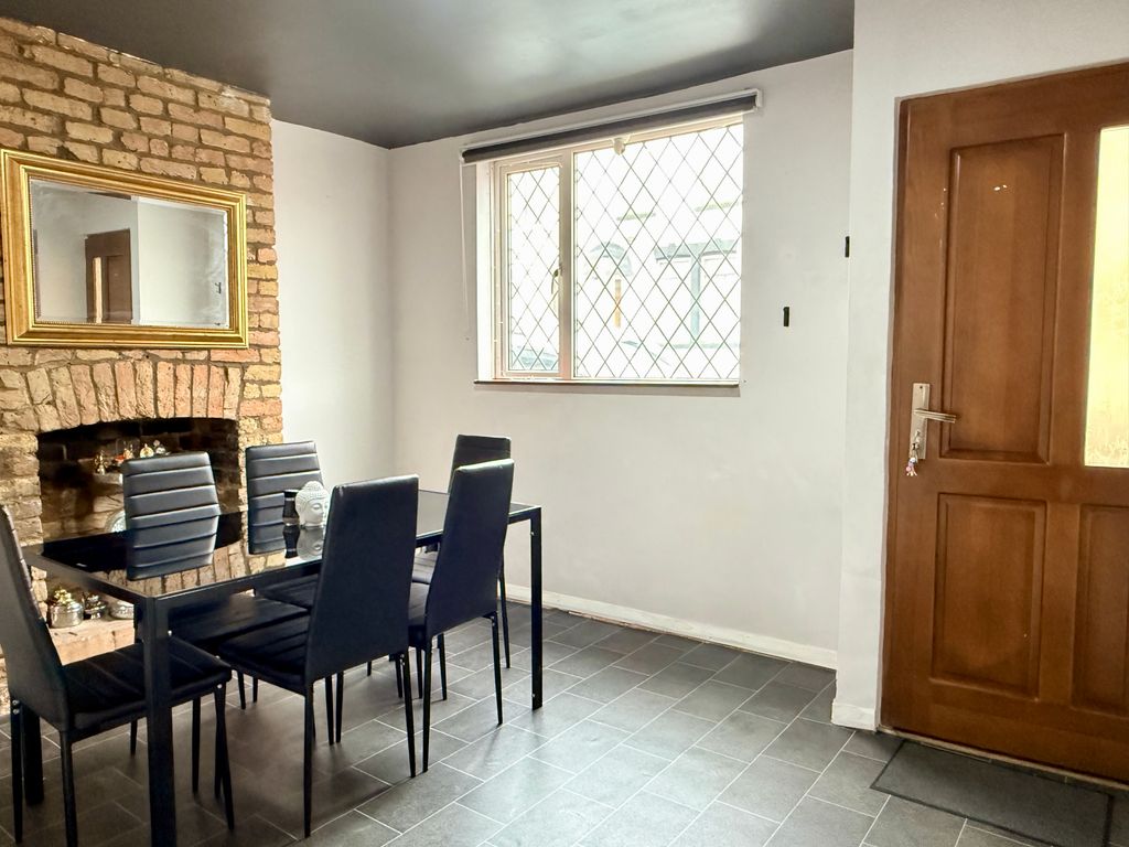 Property photo 2 of 13 Dining Room