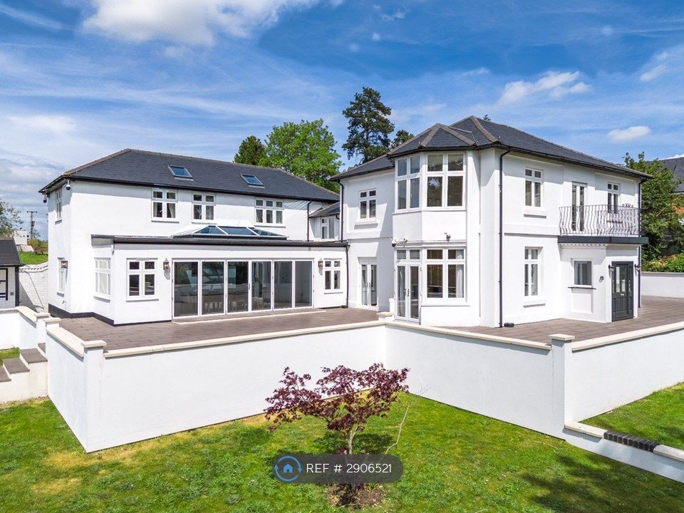 Property photo 3 of 35