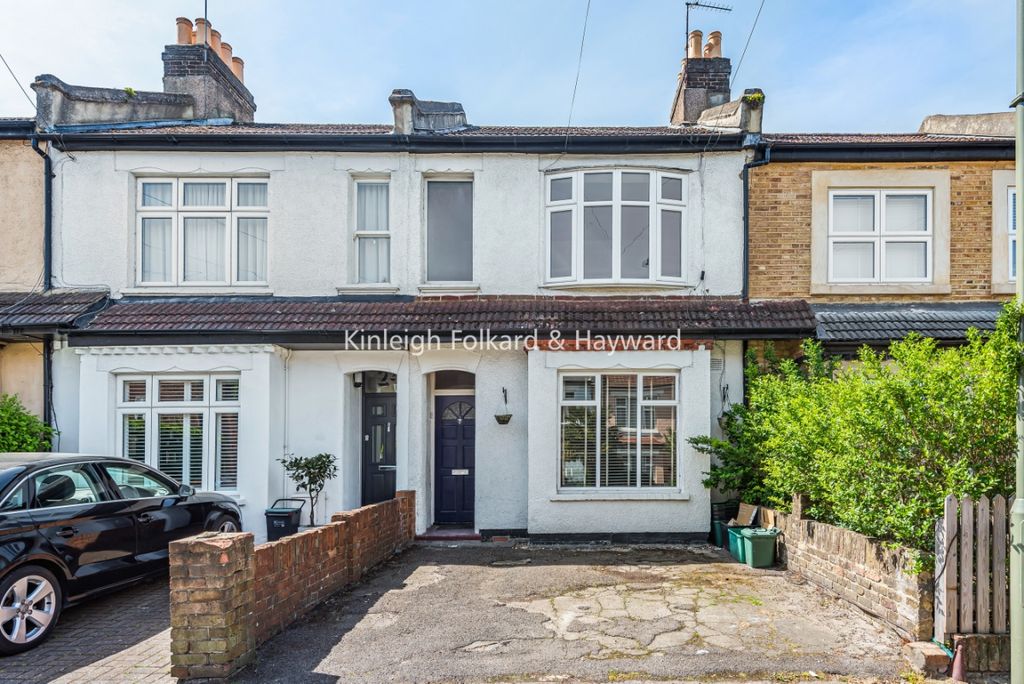 Property photo 2 of 6 589A1c00-46Fb-4458-9