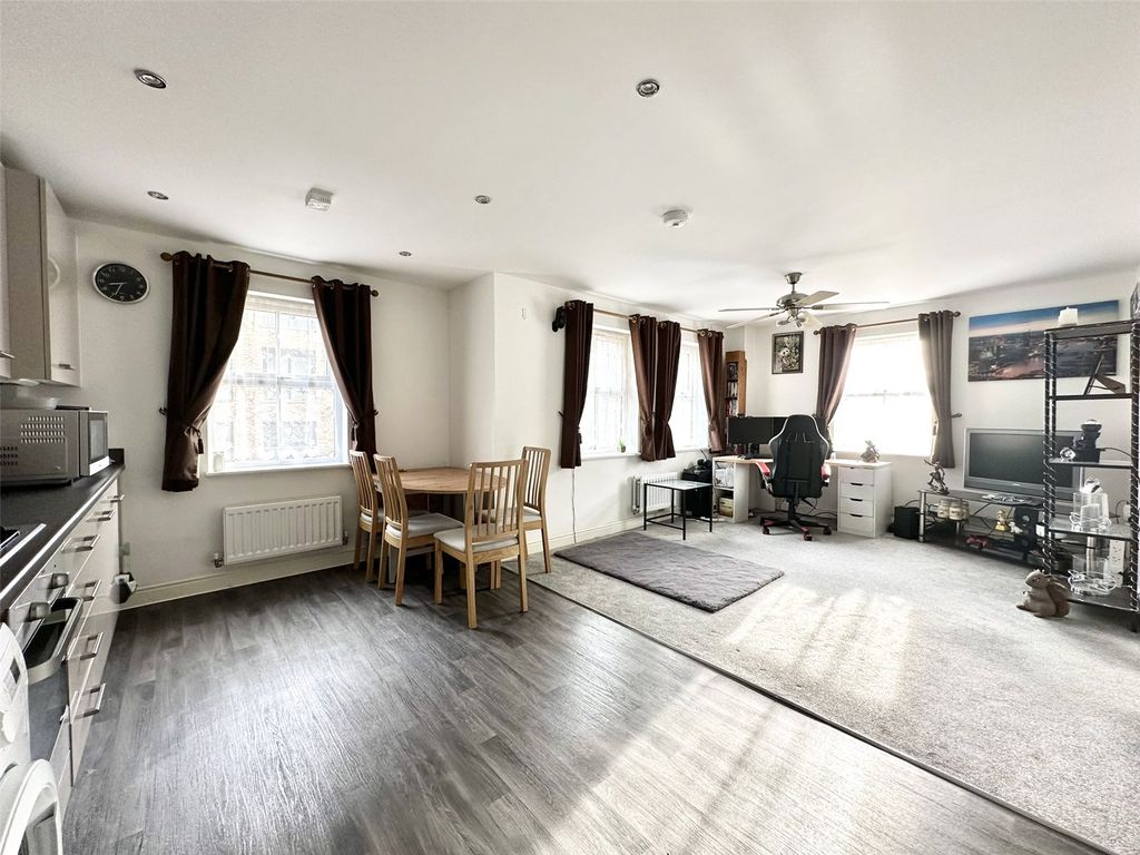 Property photo 3 of 15 Open Plan Living