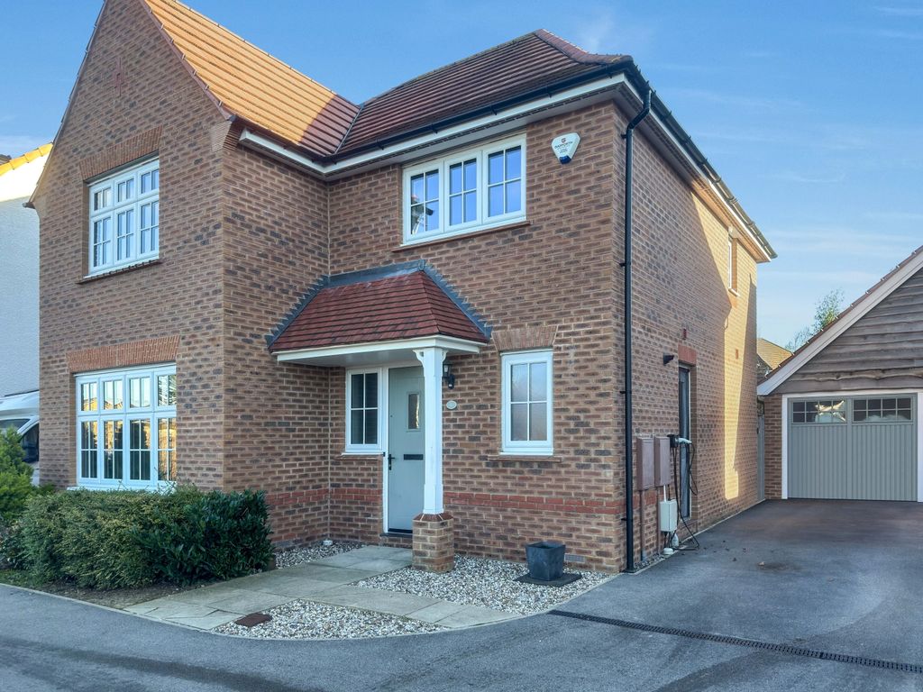 Property photo 1 of 25 External