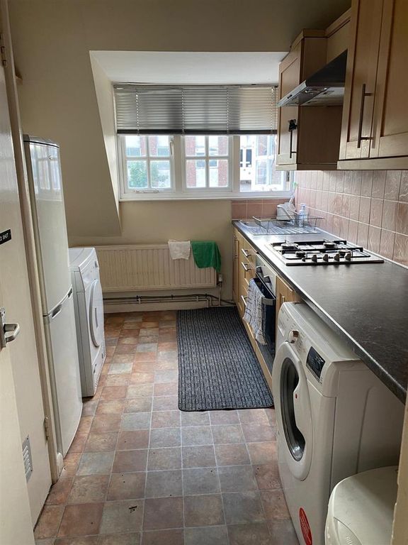 Property photo 3 of 5