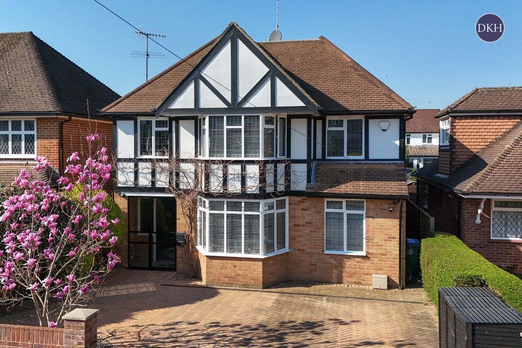 Property photo 1 of 19 Picture No. 02