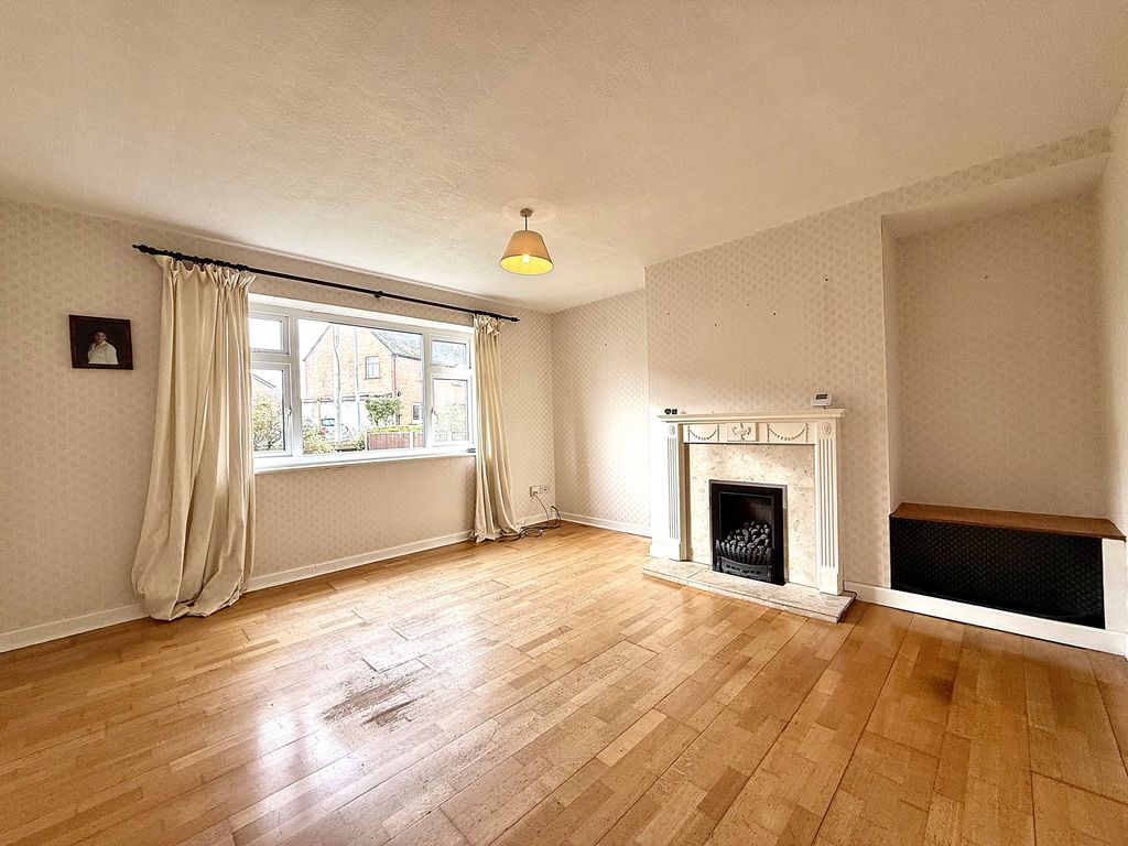 Property photo 3 of 26