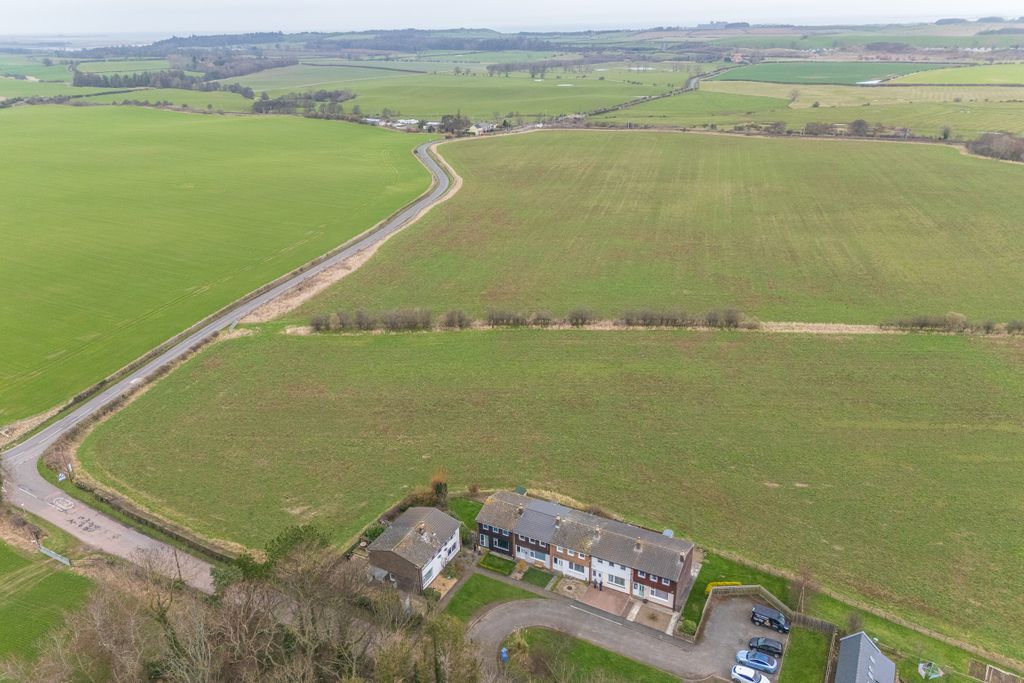 Property photo 3 of 33 Photo 3