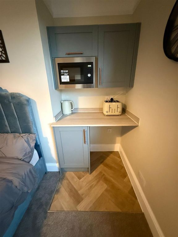 Additional image 16 of 5 bed semi-detached house to rentDenmark Road, Gloucester GL1