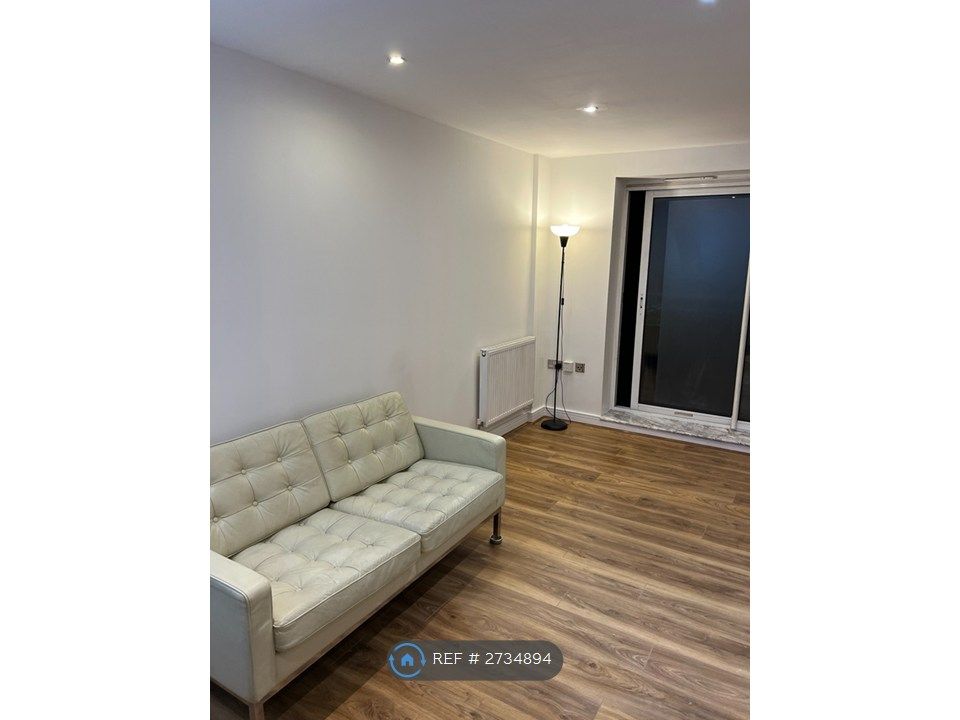 Property photo 3 of 24