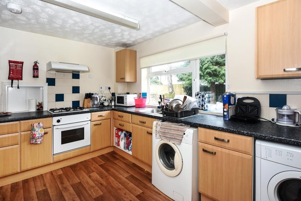 Property photo 3 of 6 Kitchen View 1