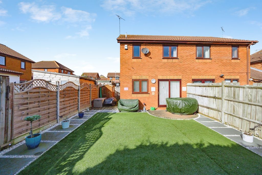 Property photo 2 of 20