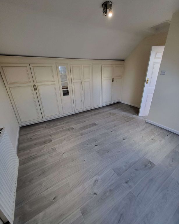 Property photo 3 of 14 Gallery